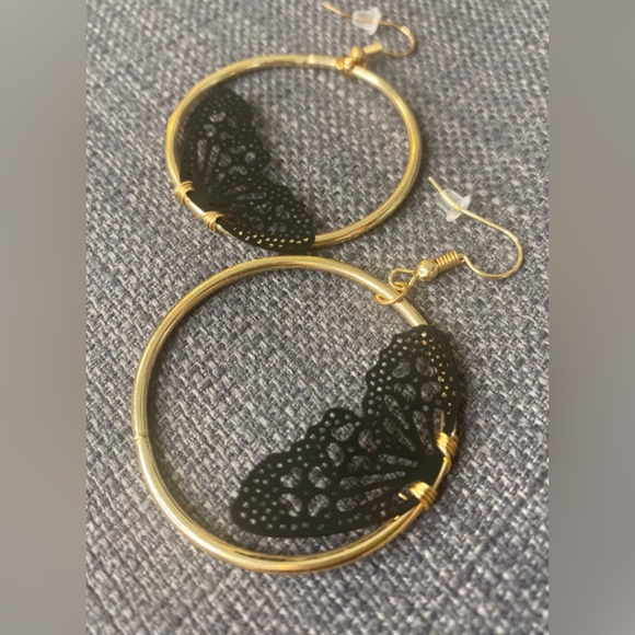 “Black Fairy Wing” Delicate Feminine Perforated Lace Half Butterfly Gold Hoops - Picture 7 of 9